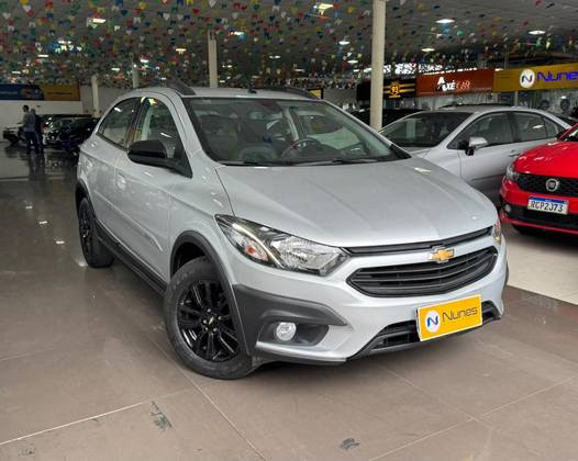 CHEVROLET ONIX 1.4 MPFI ACTIV 8V FLEX 4P AUTOMÁTICO CHEVROLET ONIX 1.4 MPFI ACTIV 8V FLEX 4P AUTOMÁTICO